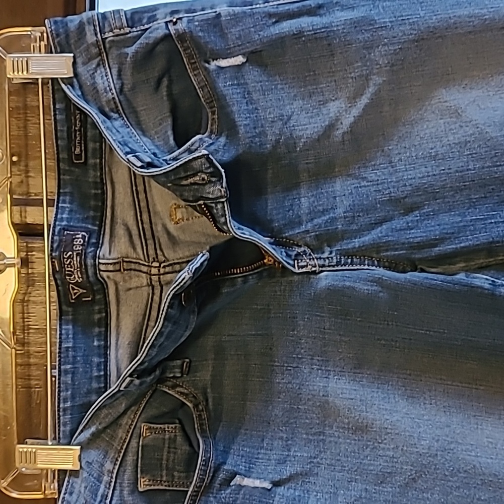 GUESS Jeans
